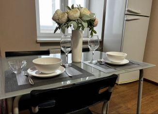 Сдаю в аренду 1-комнатную квартиру, 36 м2, Казань, улица Фатыха Амирхана, 31