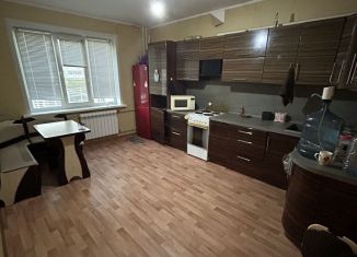 Сдаю 3-ком. квартиру, 77.5 м2, Орёл, улица Зеленина