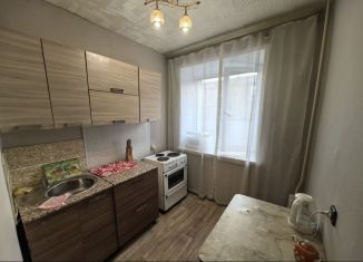 Продаю трехкомнатную квартиру, 62 м2, Новосибирск, метро Золотая Нива
