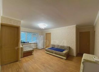 Продаю 3-комнатную квартиру, 56.7 м2, Тюмень, Ленинский округ, проезд Геологоразведчиков, 1
