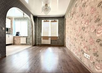 Продаю 2-комнатную квартиру, 41.9 м2, Санкт-Петербург, Брюсовская улица, 5к1, метро Академическая