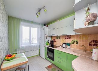 Продаю 2-ком. квартиру, 47 м2, Новосибирск, Учительская улица, 24