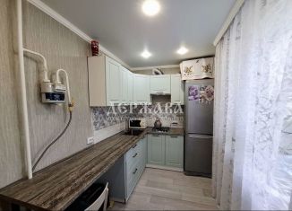 Продам 1-комнатную квартиру, 27 м2, Старый Оскол, Комсомольский проспект, 10