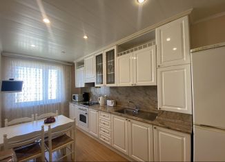 3-комнатная квартира на продажу, 65.3 м2, Тобольск, 8-й микрорайон, 45