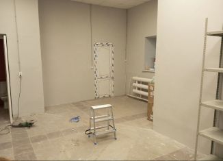 Сдам в аренду помещение свободного назначения, 32.5 м2, Архангельск, улица Орджоникидзе, 28к1