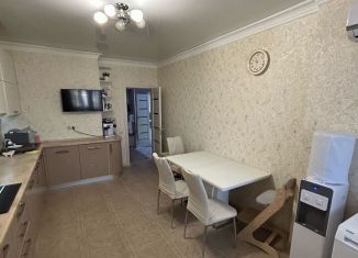 Продаю 3-ком. квартиру, 92.7 м2, Краснодар, улица Достоевского, 84/1, микрорайон район 40 лет Победы