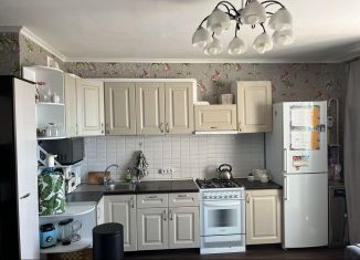 Продажа 1-ком. квартиры, 41 м2, Чебаркуль, улица Карпенко, 4В