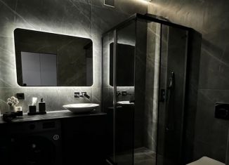 Сдам в аренду двухкомнатную квартиру, 55 м2, Армавир, Новороссийская улица, 111