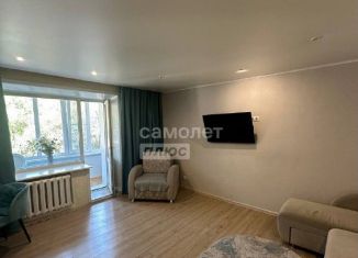 Продается 4-комнатная квартира, 78.4 м2, Чита, улица Балябина, 30