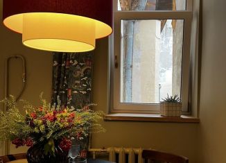 Сдам в аренду 1-комнатную квартиру, 51 м2, Санкт-Петербург, Верейская улица, 7