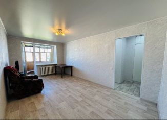 Продажа 1-комнатной квартиры, 28.8 м2, Салават, улица Калинина, 65А