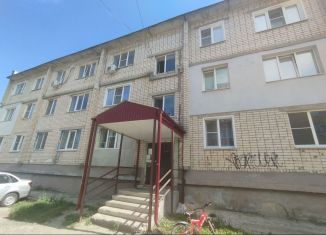 Продам 2-ком. квартиру, 34.5 м2, Арзамас, улица Вахтерова, 18