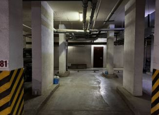 Сдается в аренду машиноместо, 30 м2, Пензенская область, улица Мира, 40