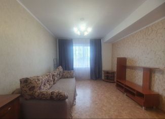 Сдается в аренду двухкомнатная квартира, 52 м2, Абакан, проспект Дружбы Народов, 40