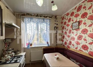 Продается 1-комнатная квартира, 32 м2, Горячий Ключ, Заводская улица, 48Ак2