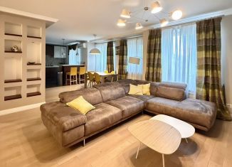 Сдаю 4-ком. квартиру, 173 м2, Санкт-Петербург, Институтский проспект, 3к3