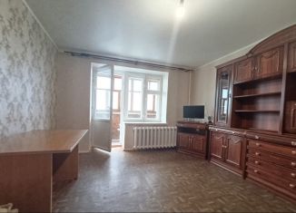 Продаю 3-комнатную квартиру, 60.3 м2, Республика Башкортостан, Комсомольская улица, 26