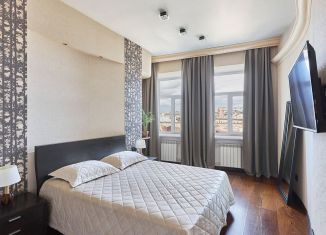 Сдаю в аренду 3-комнатную квартиру, 66 м2, Санкт-Петербург, Коломенская улица, 35-37