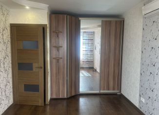 Продам 1-ком. квартиру, 32.6 м2, Серпухов, улица Луначарского, 37