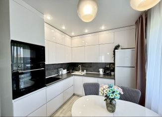 Продажа 2-комнатной квартиры, 64 м2, Новосибирск, Заречная улица, 29