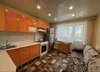 Сдам в аренду 1-ком. квартиру, 40 м2, Димитровград, Братская улица, 43А