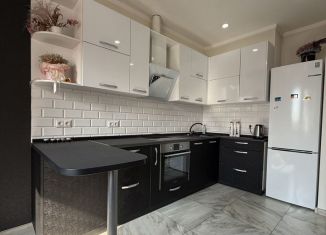 Сдача в аренду 2-комнатной квартиры, 75 м2, Краснодар, Октябрьская улица, 181/2, Западный округ