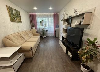 Продается 3-ком. квартира, 55 м2, Коркино, улица Ленина, 16А