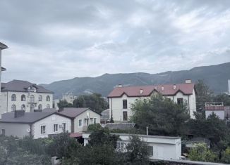 Двухкомнатная квартира в аренду, 90 м2, Геленджик, Новороссийская улица, 62