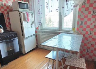 Продаю 4-комнатную квартиру, 70 м2, Нефтекамск, Социалистическая улица, 68