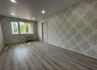 Продается двухкомнатная квартира, 47 м2, Салават, улица Калинина, 31