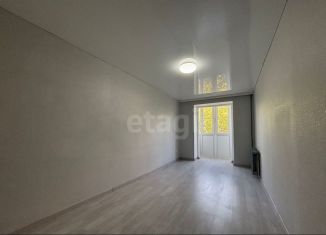 Трехкомнатная квартира на продажу, 60 м2, Ставрополь, микрорайон № 6, улица Мира, 161