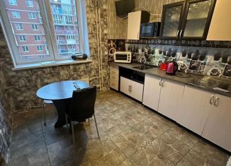 Сдаю в аренду 1-комнатную квартиру, 36 м2, Колпино, Загородная улица, 43к3