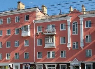 Продам 1-комнатную квартиру, 38 м2, Ставрополь, площадь Ленина, 3