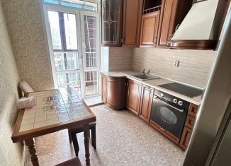 Сдам в аренду 1-комнатную квартиру, 35.2 м2, Республика Башкортостан, улица Энтузиастов, 13