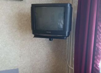 Сдам в аренду комнату, 18 м2, Омская область, 10-я Ленинская улица, 4