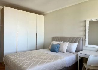 Продажа 2-комнатной квартиры, 65 м2, Сочи, улица Островского, 17/24, микрорайон Центральный