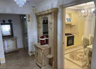 Сдается в аренду 2-ком. квартира, 56 м2, Грозный, проспект Мохаммеда Али, 23