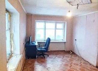 Продается 1-комнатная квартира, 31.7 м2, Мурманск, Молодёжная улица, 10
