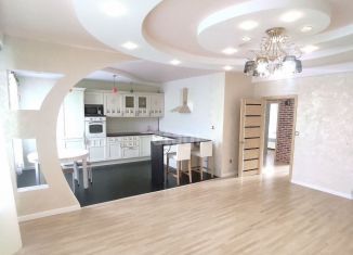Сдам в аренду 3-ком. квартиру, 82 м2, Тюмень, Заречный проезд, 37к2