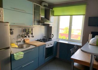 Сдача в аренду трехкомнатной квартиры, 60 м2, Республика Башкортостан, улица Блюхера, 24