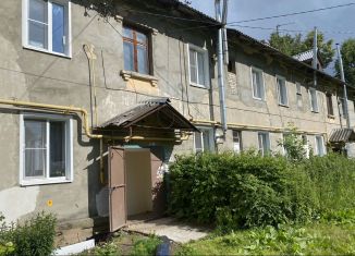 Двухкомнатная квартира на продажу, 40 м2, Кинешма, улица имени Пархоменко, 10