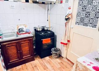 Продаю 2-комнатную квартиру, 32 м2, Таганрог, улица Пальмиро Тольятти, 24-2