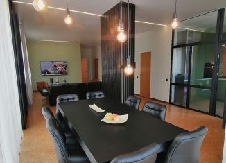 Продажа 3-ком. квартиры, 130 м2, Тула, улица Свободы, 56А