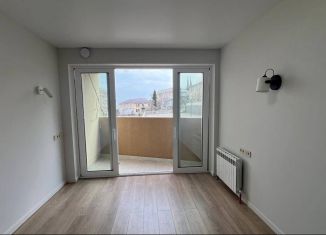 Продам двухкомнатную квартиру, 63.9 м2, посёлок городского типа Гаспра, Парусная улица, 9В