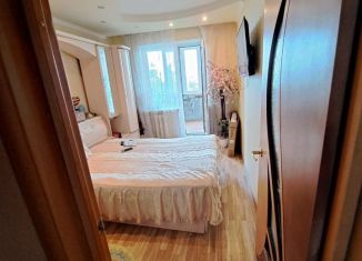 Продам трехкомнатную квартиру, 63 м2, Таганрог, 7-я Садовая площадка, 12