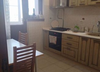 Сдам в аренду 2-комнатную квартиру, 58 м2, Краснодар, Кореновская улица, 45, микрорайон Энка (имени Маршала Жукова)