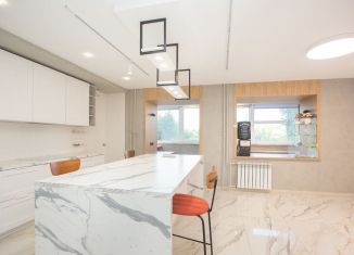 Продам 1-ком. квартиру, 43 м2, Ярославль, Лётная улица, 10