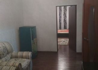 Сдам в аренду двухкомнатную квартиру, 48 м2, Грозный, улица Дьякова, 3, 3-й микрорайон