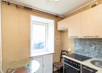 Продаю 1-комнатную квартиру, 29.4 м2, Тюмень, улица Ватутина, 10