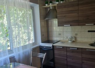 Сдам в аренду 1-комнатную квартиру, 33 м2, Сочи, улица Макаренко, 11, микрорайон Заречный